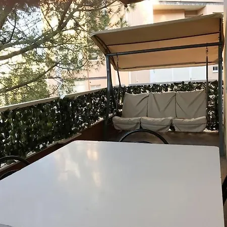 Apartment Trilocale Corso Inglesi Vicino Alle Spiagge.