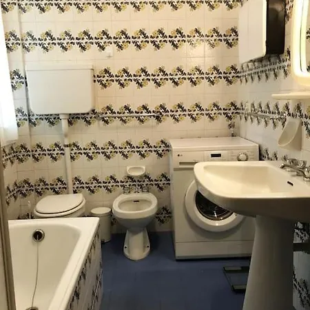 Trilocale Corso Inglesi Vicino Alle Spiagge. * Sanremo